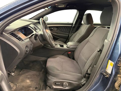 Used 2018 Ford Taurus SEL FWD image 9