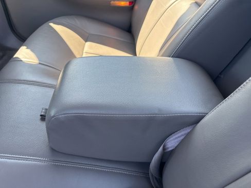 Used 1993 Dodge Intrepid ES image 13