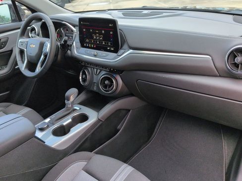 New 2026 Chevrolet Blazer LT w/ Midnight/Sport Edition FWD image 25