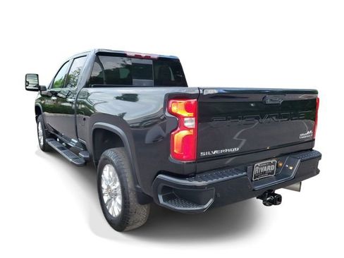 Used 2023 Chevrolet Silverado 3500 High Country AWD/4WD image 3