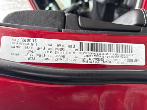 Used 2015 Jeep Grand Cherokee Overland image 16