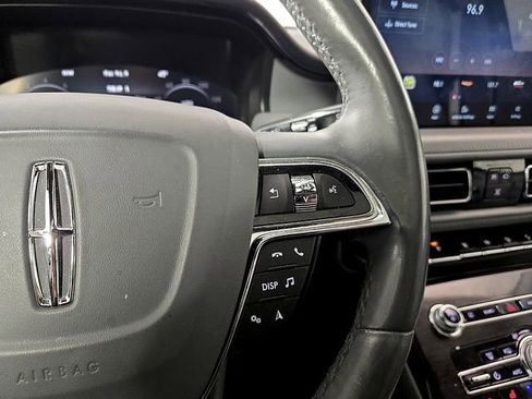 Certified 2022 Lincoln Nautilus Reserve w/ Luxury Package image 23