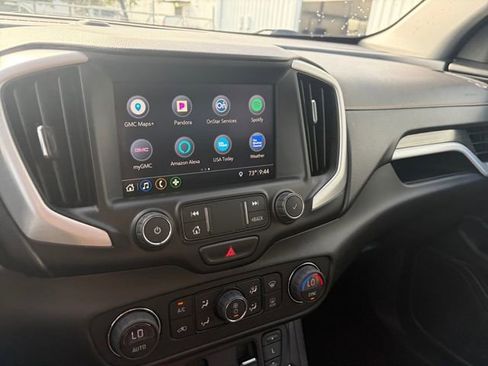 Used 2021 GMC Terrain SLT FWD image 10