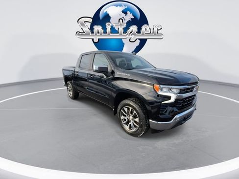 Used 2022 Chevrolet Silverado 1500 LT image 2