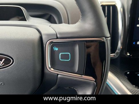 New 2025 Ford Expedition Platinum w/ Stealth Performance Package image 22