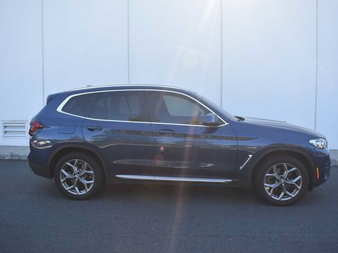 Used 2024 BMW X3 xDrive30i w/ Premium Package AWD/4WD image 4