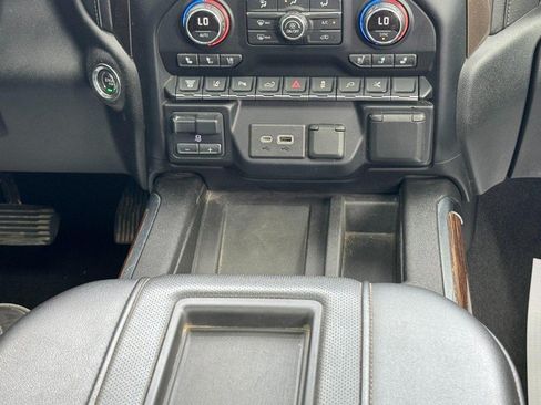 Used 2021 Chevrolet Silverado 3500 High Country AWD/4WD image 14