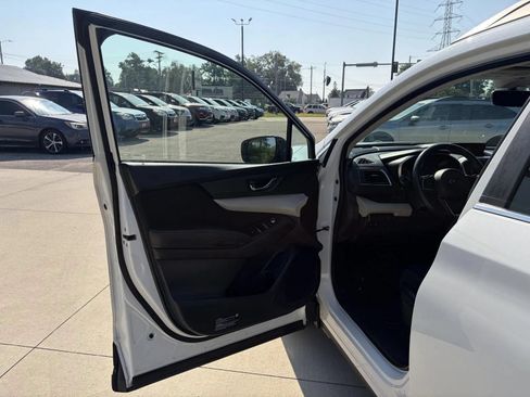 Used 2019 Subaru Ascent Premium AWD/4WD image 10