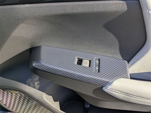 New 2025 Mitsubishi Outlander SE image 34