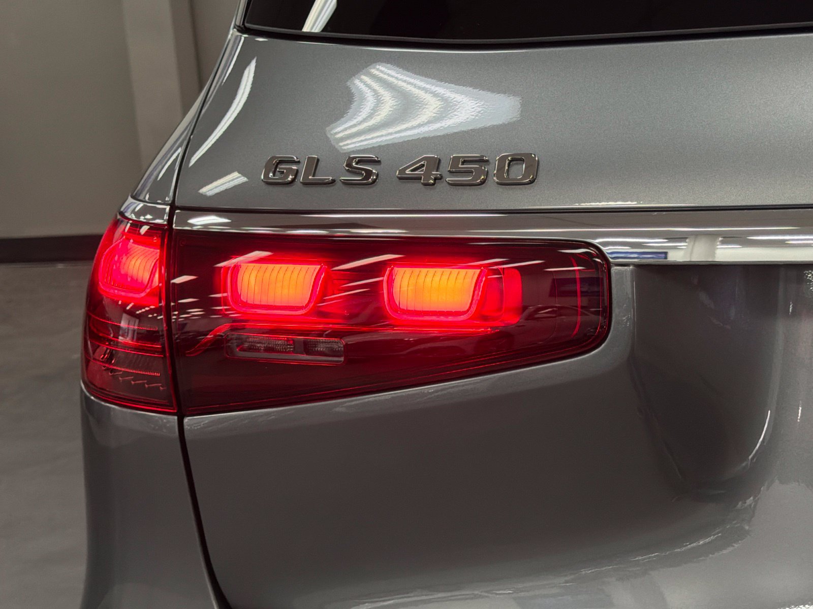 Used 2026 Mercedes-Benz GLS 450 4MATIC image 13