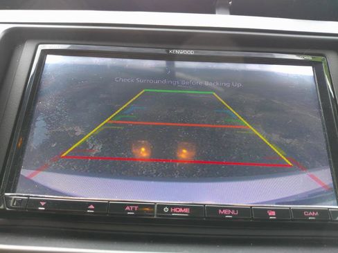 Used 2011 Toyota Prius Three image 18