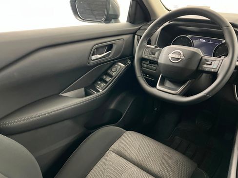 New 2026 Nissan Rogue SV image 11