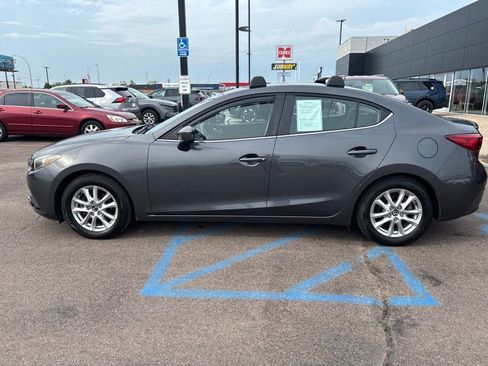 Used 2014 MAZDA MAZDA3 i Touring w/ Technology Package FWD image 8
