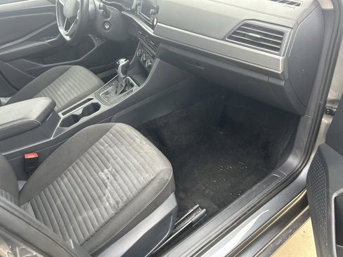 Used 2024 Volkswagen Jetta S image 3