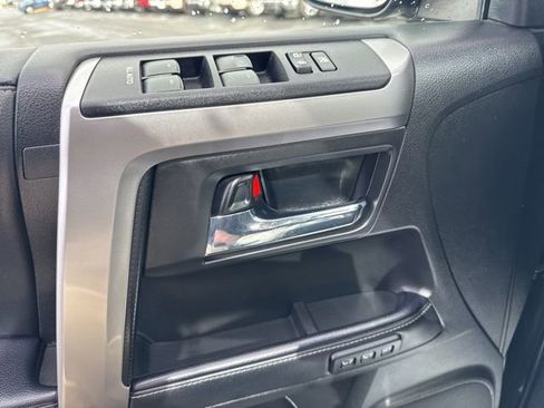 Used 2022 Toyota 4Runner Limited image 20