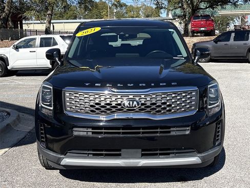 Used 2021 Kia Telluride LX image 10