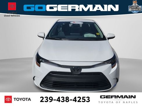 Certified 2025 Toyota Corolla LE image 3