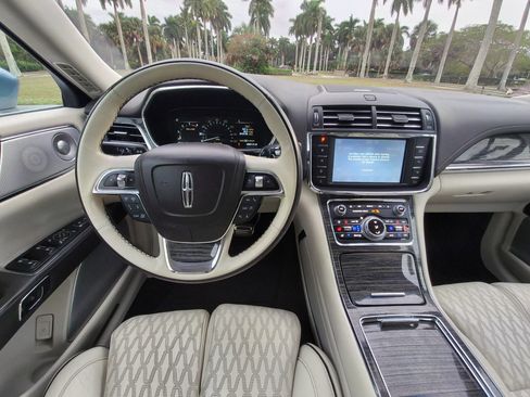 Used 2019 Lincoln Continental Black Label image 22