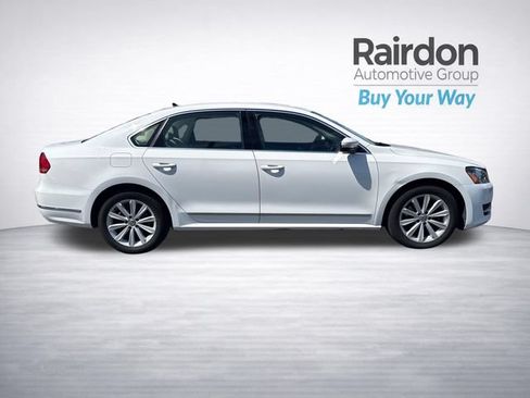 Used 2013 Volkswagen Passat 2.5 SEL FWD image 8