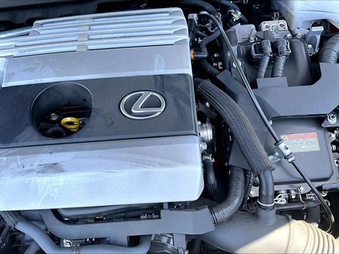 Used 2024 Lexus UX 250h FWD w/ Premium Package image 32