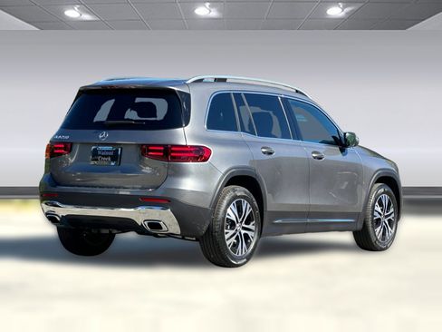 Used 2026 Mercedes-Benz GLB 250 image 8