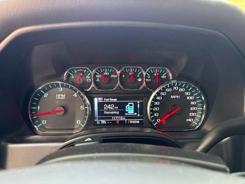 Used 2015 Chevrolet Silverado 1500 LT w/ LT Convenience Package RWD image 12