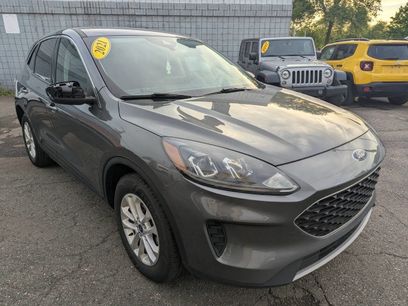 Used 2021 Ford Escape SE