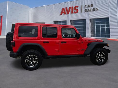 Used 2025 Jeep Wrangler Unlimited Rubicon image 7