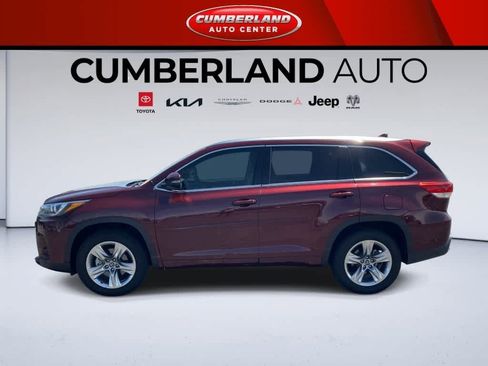 Used 2018 Toyota Highlander Limited FWD image 5