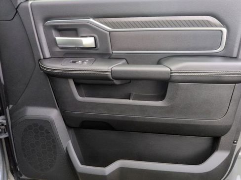 New 2026 RAM 2500 Big Horn AWD/4WD image 32