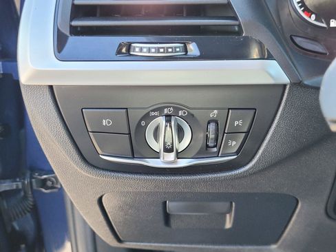 Used 2018 BMW X3 xDrive30i w/ Premium Package AWD/4WD image 33
