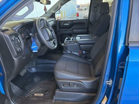 Used 2022 Chevrolet Silverado 1500 Custom image 9