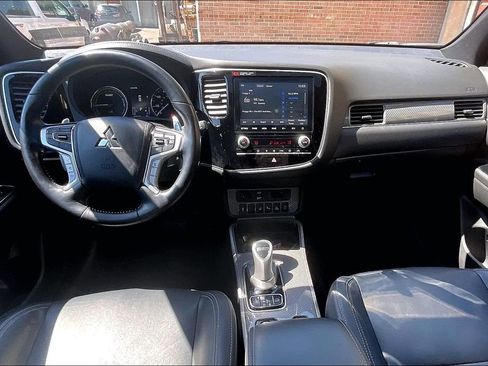 Used 2020 Mitsubishi Outlander GT AWD/4WD image 14