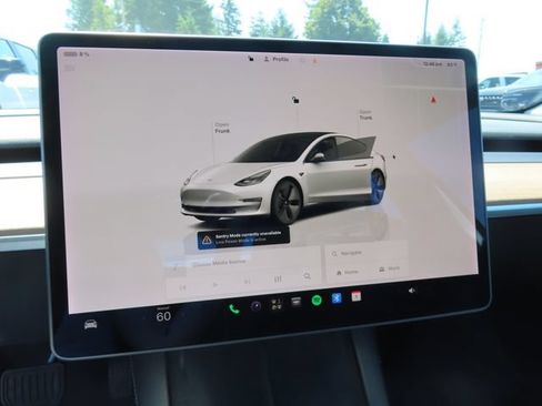 Used 2022 Tesla Model 3 RWD image 17