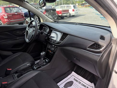 Used 2018 Buick Encore Preferred AWD/4WD image 24