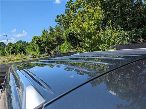 Used 2020 Cadillac Escalade Platinum AWD/4WD image 26