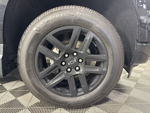 Used 2024 Chevrolet Silverado 1500 High Country w/ Midnight Edition image 13