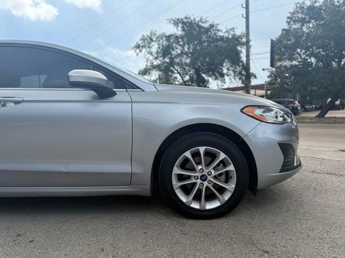 Used 2020 Ford Fusion SE FWD image 28