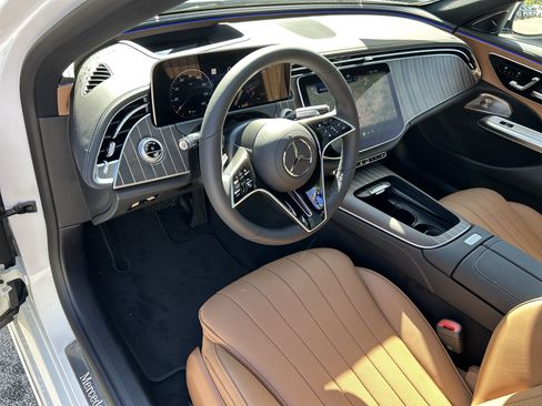 New 2026 Mercedes-Benz E 450 4MATIC Sedan image 19