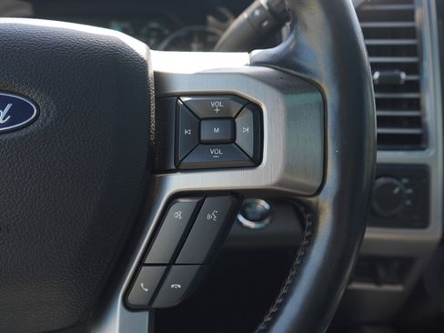 Used 2018 Ford F250 Platinum w/ Platinum Ultimate Package AWD/4WD image 26