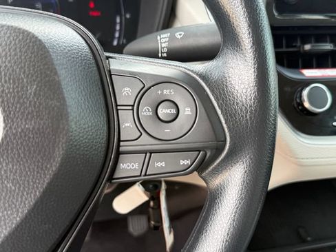 Used 2026 Toyota Corolla Cross L FWD image 17