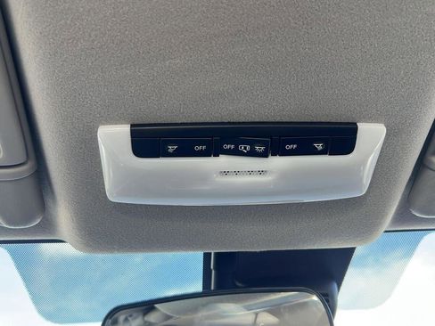 New 2025 Nissan Versa SV w/ Trunk Package image 23