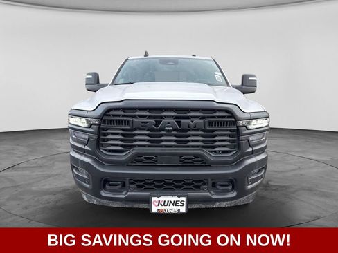 New 2025 RAM 2500 Tradesman AWD/4WD image 4