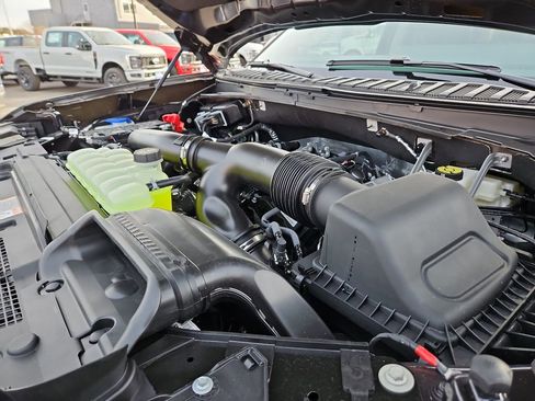 New 2026 Ford Expedition Active image 15