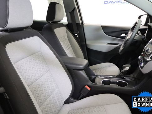 Used 2022 Chevrolet Equinox LS image 21