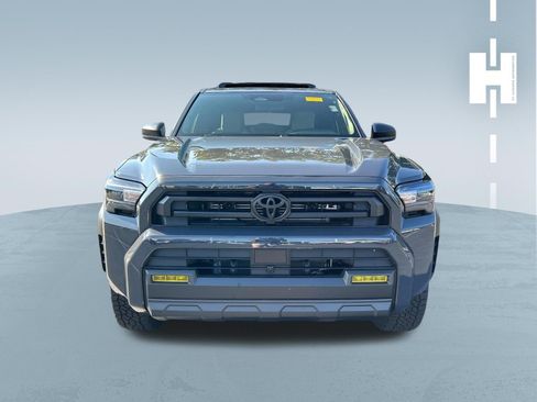 Used 2026 Toyota 4Runner SR5 AWD/4WD image 2