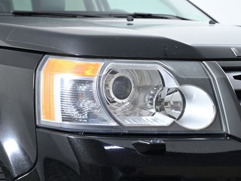 Used 2012 Land Rover LR2 HSE w/ Climate Comfort Pkg AWD/4WD image 10
