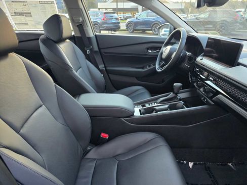 New 2025 Honda Accord EX-L image 11