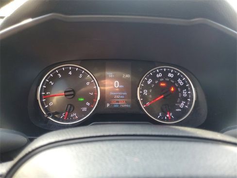 Used 2019 Toyota RAV4 XLE image 19