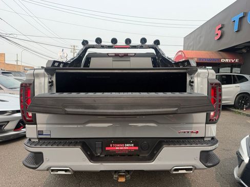 Used 2024 GMC Sierra 1500 AT4 w/ Technology Package AWD/4WD image 21